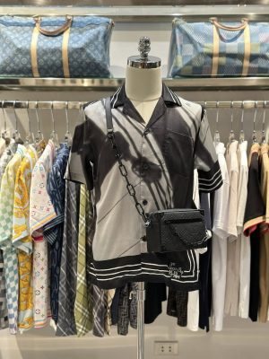 Áo sơ mi cộc tay 3 sọc trắng