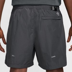Outfit với quần short năng động cho mọi phong cách