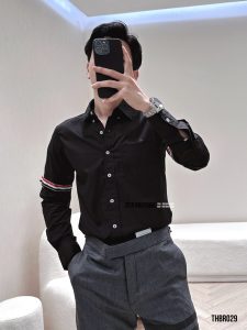 ao-so-mi-thom-browne